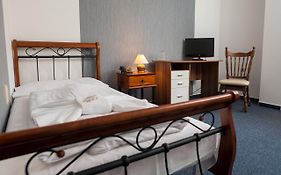 Hotel Diana
